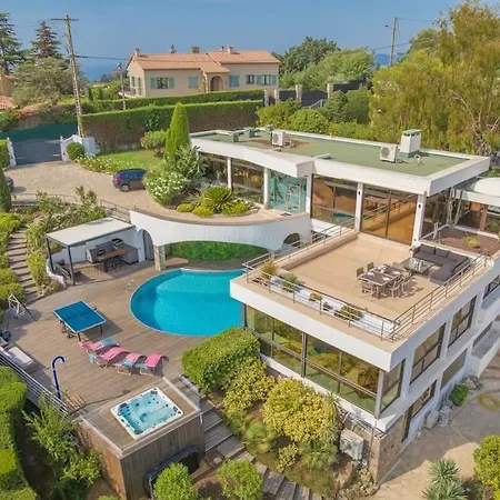 Emilia, Vue Mer, Super-cannes Villa